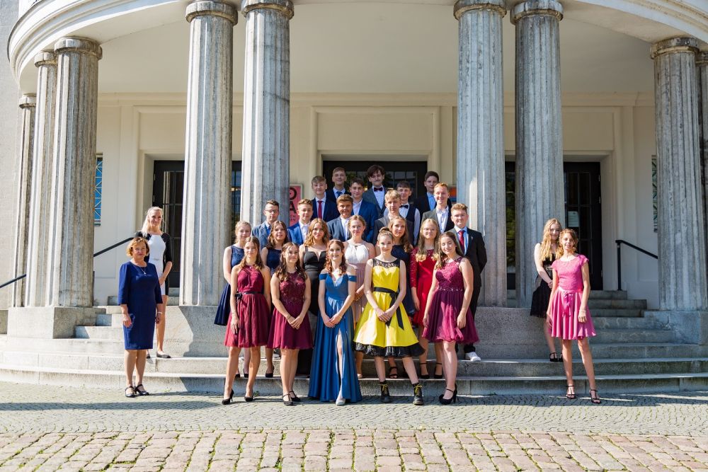  Geschäftsstelle Stralsund - Jugendweihe in MV Illustration 